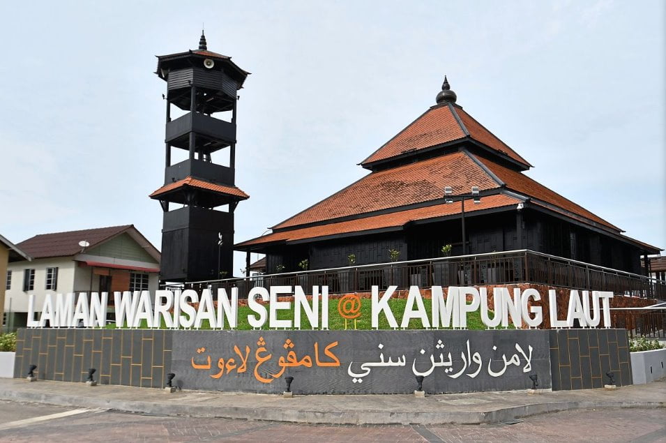 [BEST] 11 Tempat Menarik di Kelantan untuk Bergambar 2023 Masjid Kampung Laut kat Kelantan