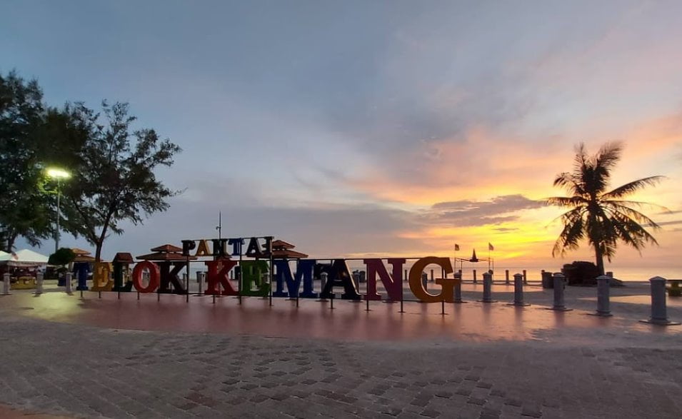 11 Tempat Menarik di Port Dickson untuk Honeymoon Pantai Teluk Kemang Port Dickson