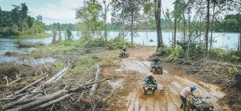[TOP] 11 Tempat Menarik di Terengganu untuk Family Day 2023 Bukit Besi Rainforest Endurance Park