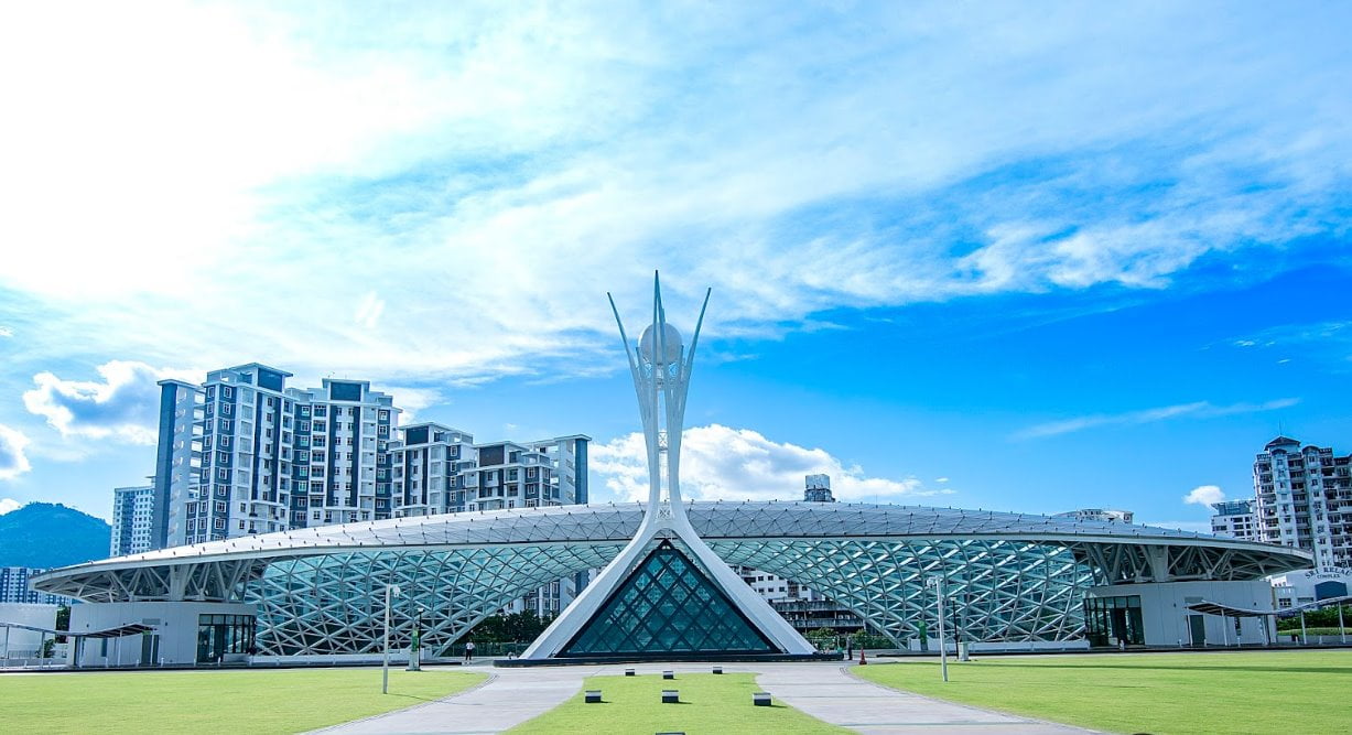 [BEST] 11 Tempat Menarik di Penang untuk Bergambar 2023 Setia SPICE Convention Centre Roof
