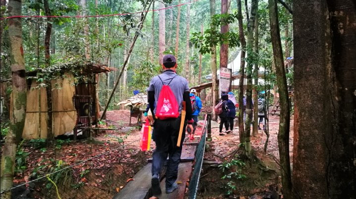 11 Tempat Hiking di Johor Terbaik Gunung Muntahak Johor