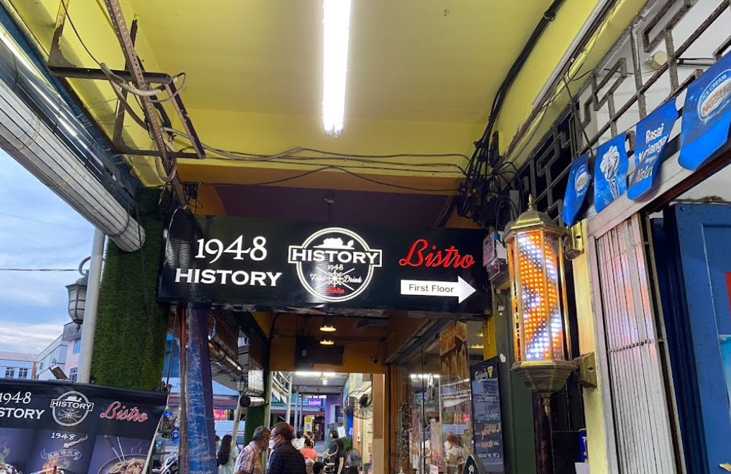 10 Tempat Makan Best di Mersing Paling Sedap 2023 History 1948 Cafe Bistro Mersing