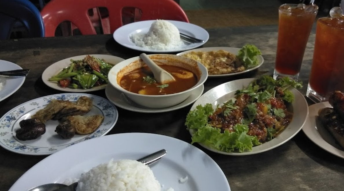 Sedap! 10 Best Tempat Makan Machang (Honest Review) 2023 K6 Corner Machang Kelantan