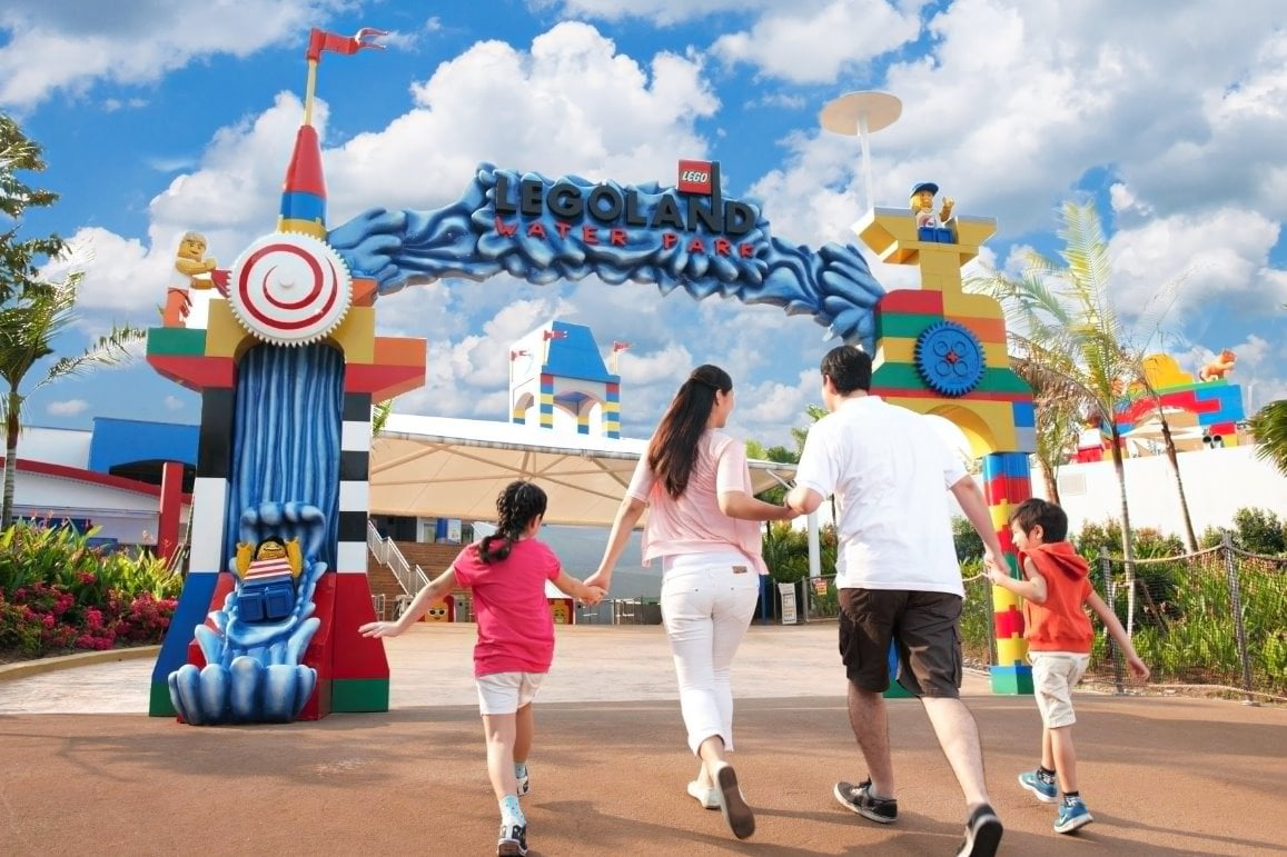 Tempat Mandi di Pontian Legoland Malaysia Water Park