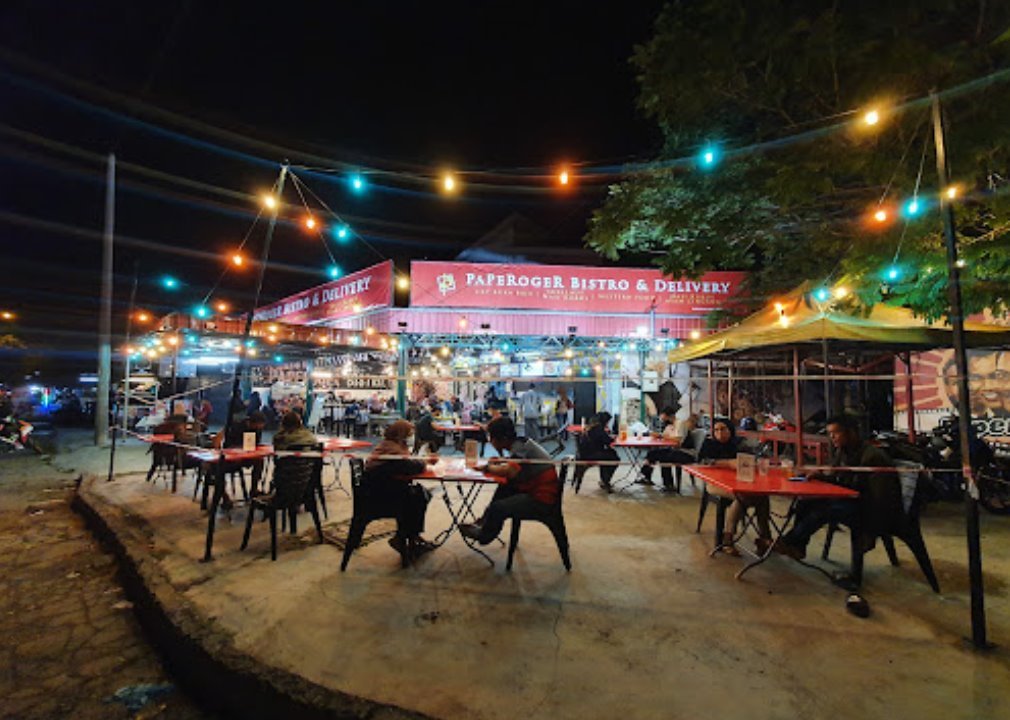 Tempat Makan Best di Seberang Perai Paparoger Cafe Delivery Perai