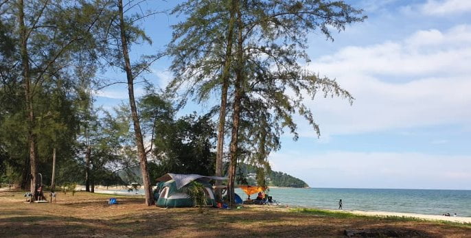 11 Tempat Camping di Pahang Menarik (Review-Harga Tiket) 2023 Payung Getaway Campsite RV Park Pahang