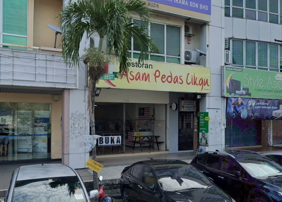 Sedap! 10 Tempat Makan Best di Port Klang (Honest Review) 2023 Restoran Asam Pedas Cikgu Port Klang