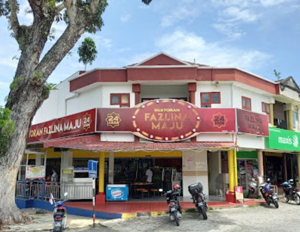 Sedap! 10 Kedai Makan Kuala Kubu Bharu (Honest Review) 2023 Restoran Fazlina Maju Kuala Kubu Bharu