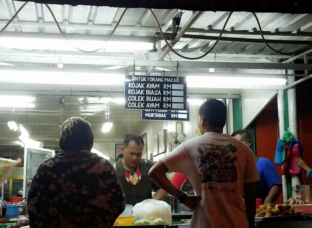 10 Tempat Makan Menarik di Pasir Puteh (Honest Review) 2023 Restoran Kak Nah Pasir Puteh