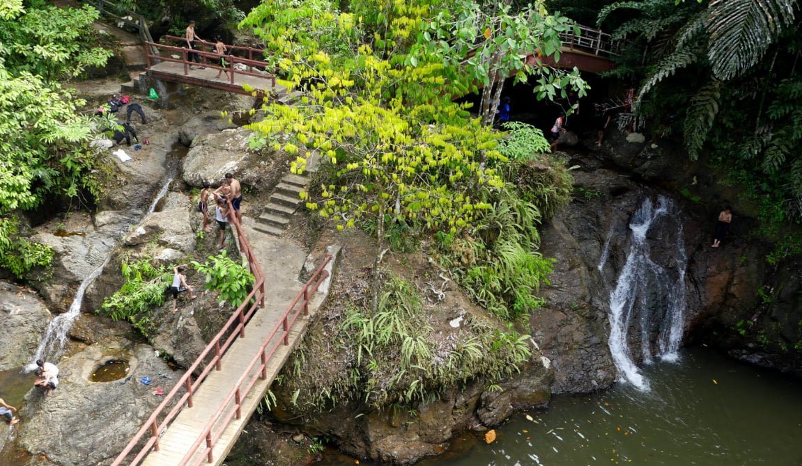 BEST 11 Tempat Mandi di Kuching 2023 (Review-Harga Tiket) Sungai Ranchan Serian