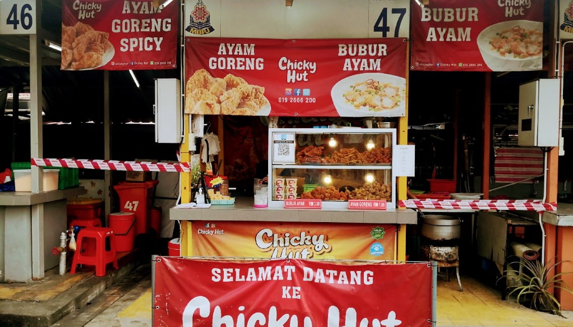 Sedap! 12 Kedai Makan Taman Medan (Honest Review) 2023 Chicky Hut Taman Medan
