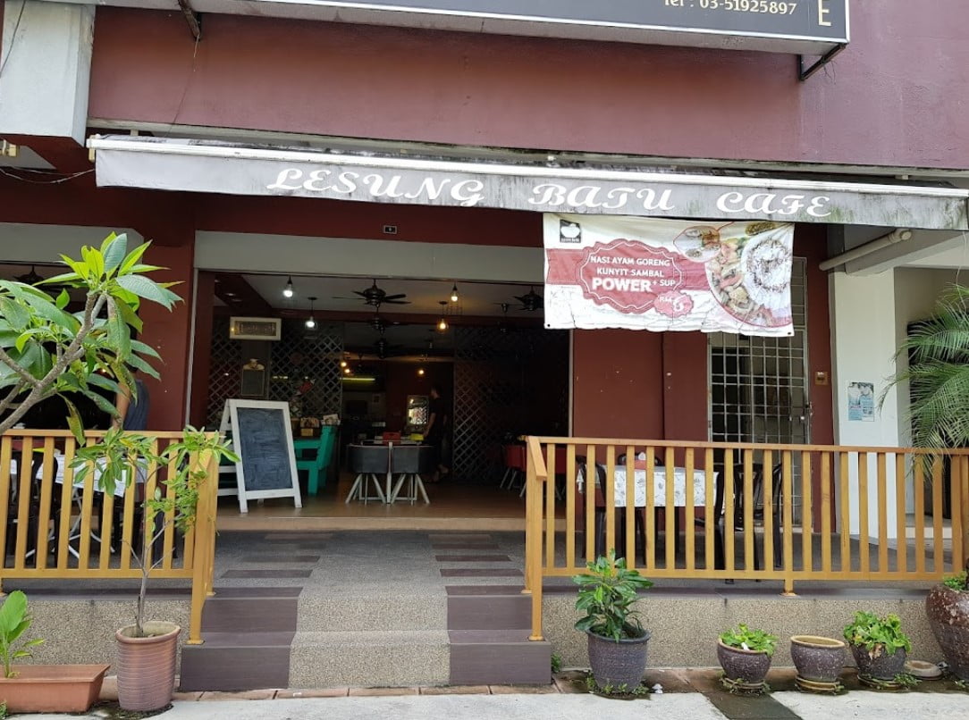 Sedap! 12 Kedai Makan Putra Height (Honest Review) 2023 Lesung Batu Cafe