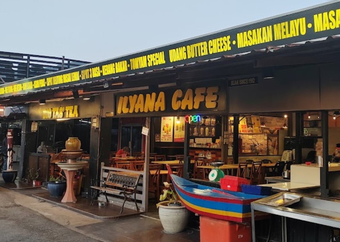 Sedap! 12 Kedai Makan Teluk Kumbar (Honest Review) 2023 Restaurant Ilyana Cafe
