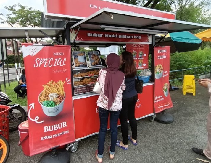 Sedap! 12 Kedai Makan Bukit Indah (Honest Review) 2023 Restoran Bubur Cedok Bukit Indah